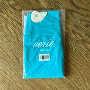 NWT Offline Aerie Vibrant Blue Crossover 7" Bike Short L